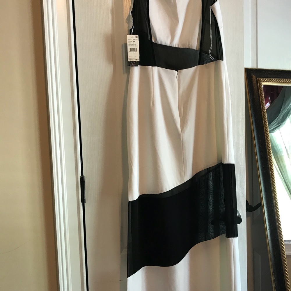 Dress - Picture 2 of 8